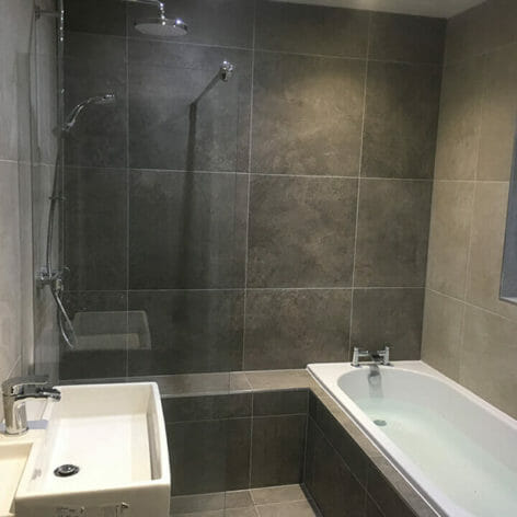Walk In Shower With Tiled Bath & Shallow Sink Walk In Shower With Tiled Bath & Shallow Sink